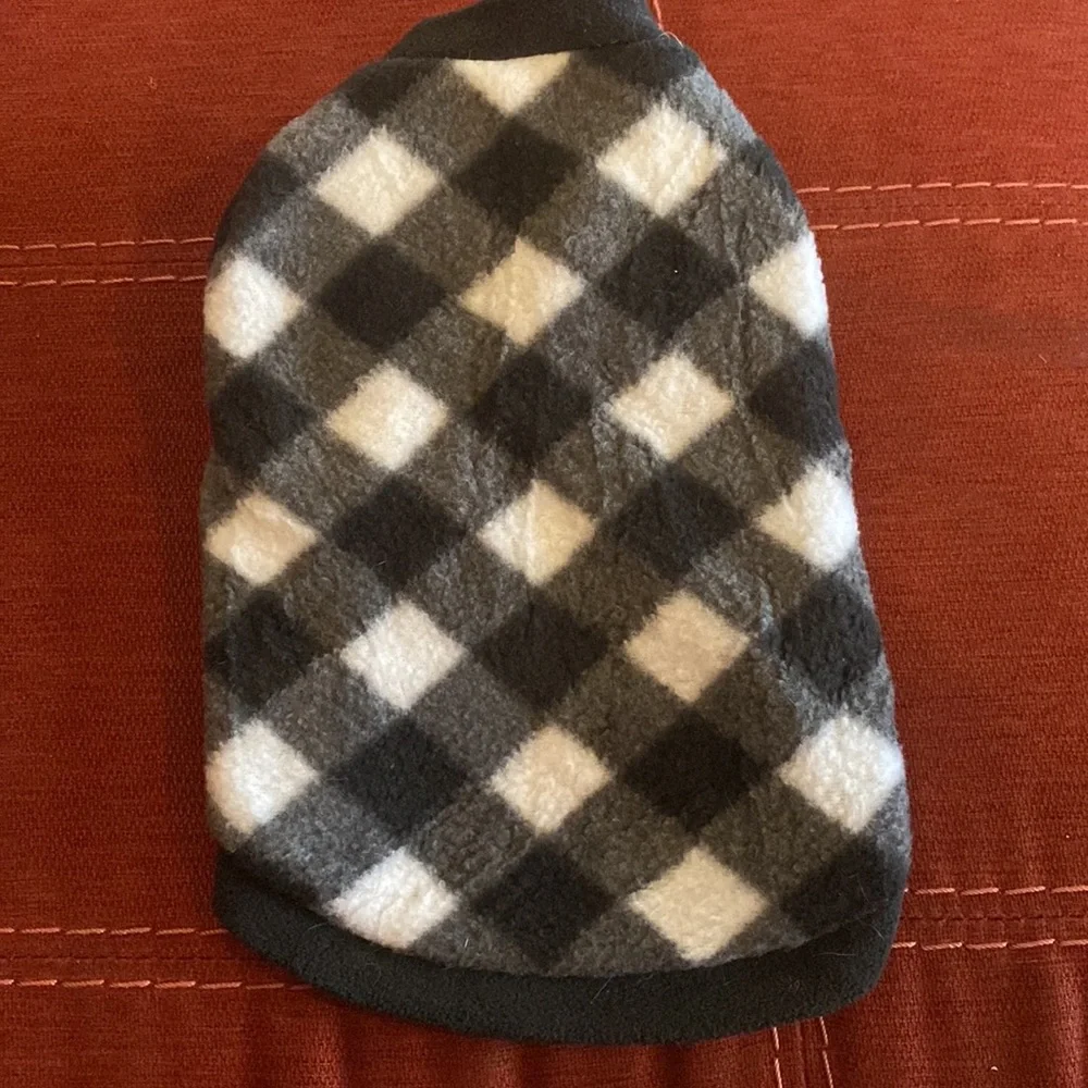 🆕Fleece Dog Sweater:Black and White Plaid- Size Small